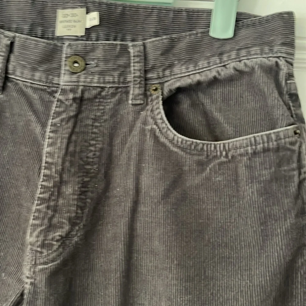 J.Crew Men’s Vintage Slim Cords 32x30 dark gray